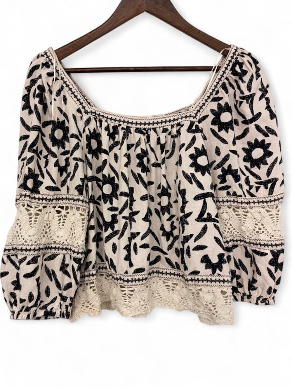 Christian Siriano Cream Peasant Top with Black Floral Embroidery